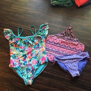 Tropical off the shoulder ruffle sleeve one piece and two piece halter tankini